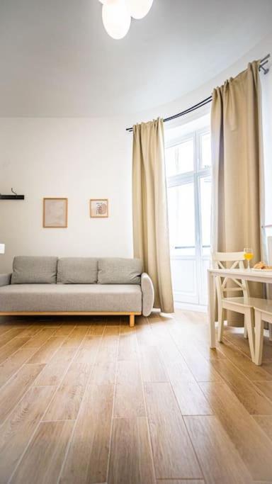 Lovely Apartment In Warsaw Exterior photo